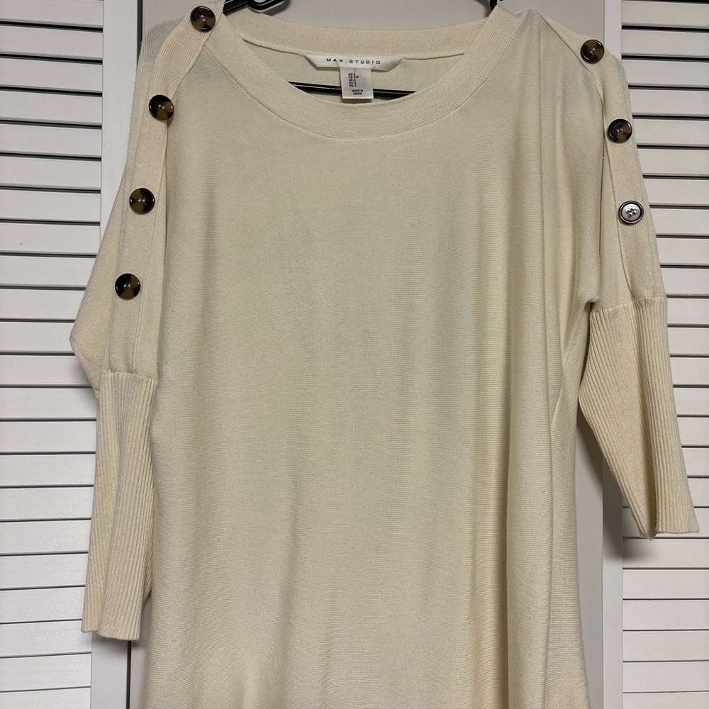 Max Studio Cream 3/4 Sleeve Relaxed Blouse